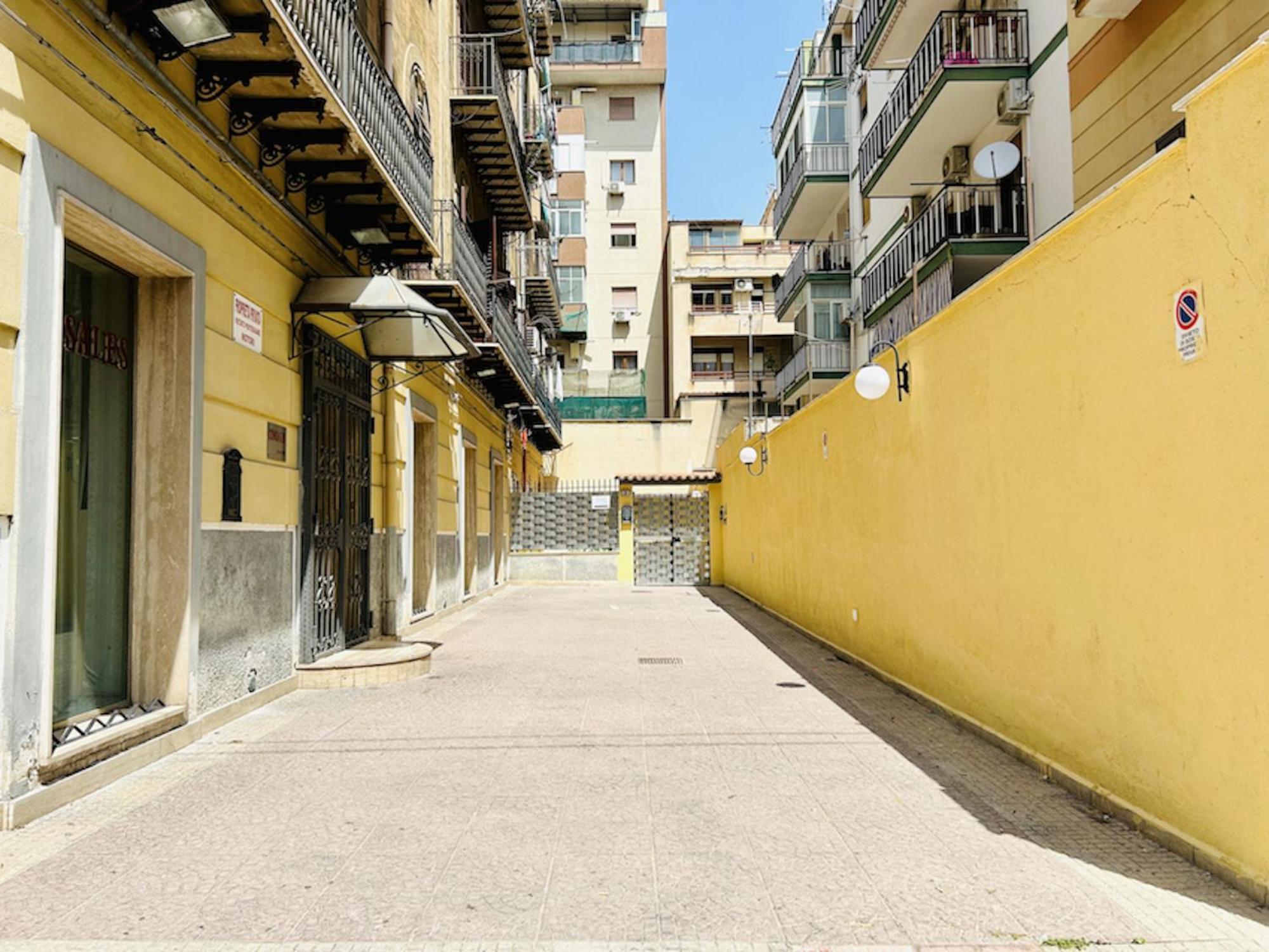 Palermo Central Bagian luar foto